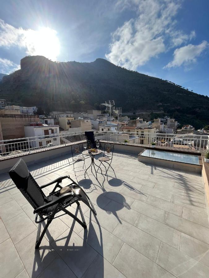 شقة La Terrazza Sul Golfo كاستيلاّماري ديل غو المظهر الخارجي الصورة