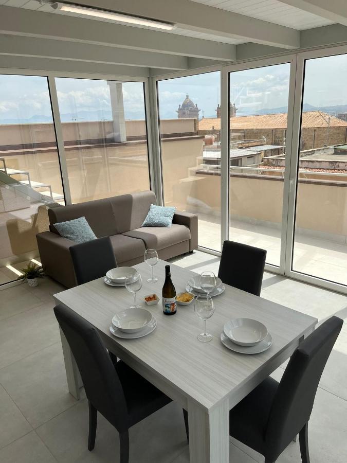 شقة La Terrazza Sul Golfo كاستيلاّماري ديل غو المظهر الخارجي الصورة
