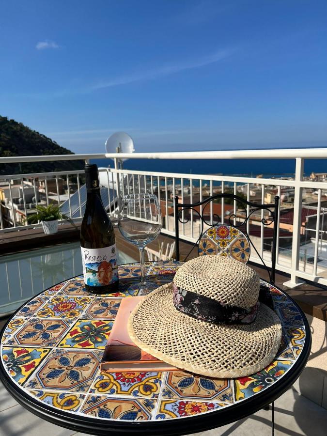 شقة La Terrazza Sul Golfo كاستيلاّماري ديل غو المظهر الخارجي الصورة